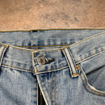 Vintage LEVI'S 505 Jeans W34 L32 Mens Regular Fit Straight Blue