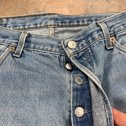 Vintage LEVI'S 501 Jeans W36 L32 Mens Regular Fit Straight Blue