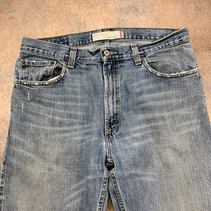 Vintage LEVI'S 559 Jeans W34 L32 Mens Relaxed Fit Straight Blue