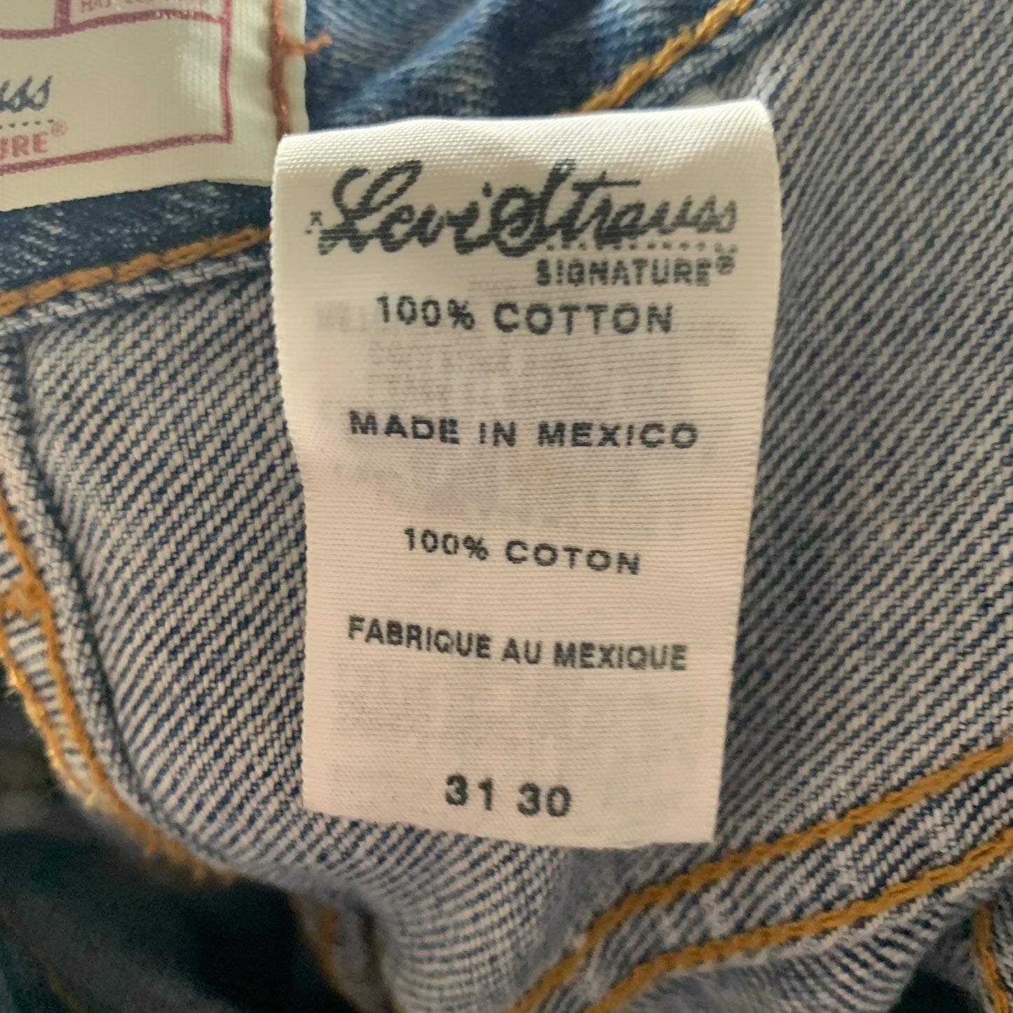Vintage LEVI'S Signature Jeans W31 L30 Mens Relaxed Fit Straight Blue