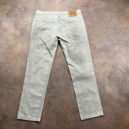 Vintage LEVI'S 519 Jeans W34 L29 Mens Slim Fit Off White