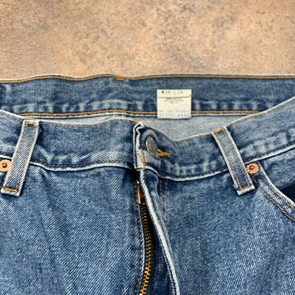 Vintage LEVI'S 505 Jeans W38 L34 Mens Regular Fit Straight Blue