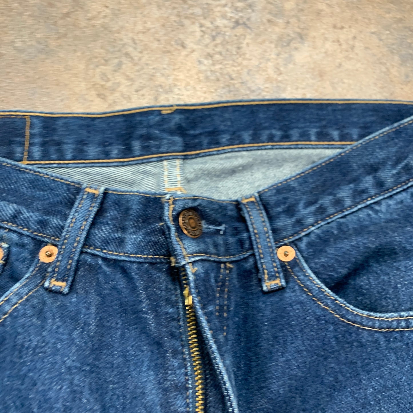 Vintage LEVI'S 581 Jeans W32 L32 Mens Regular Fit Straight Blue