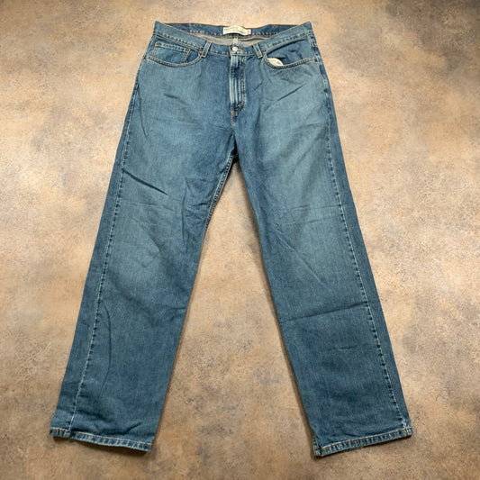 Vintage LEVI'S 559 Jeans W38 L34 Mens Relaxed Fit Straight Blue