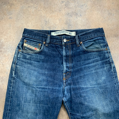 Diesel Jeans W33 L28 Mens Relaxed Fit Straight Blue