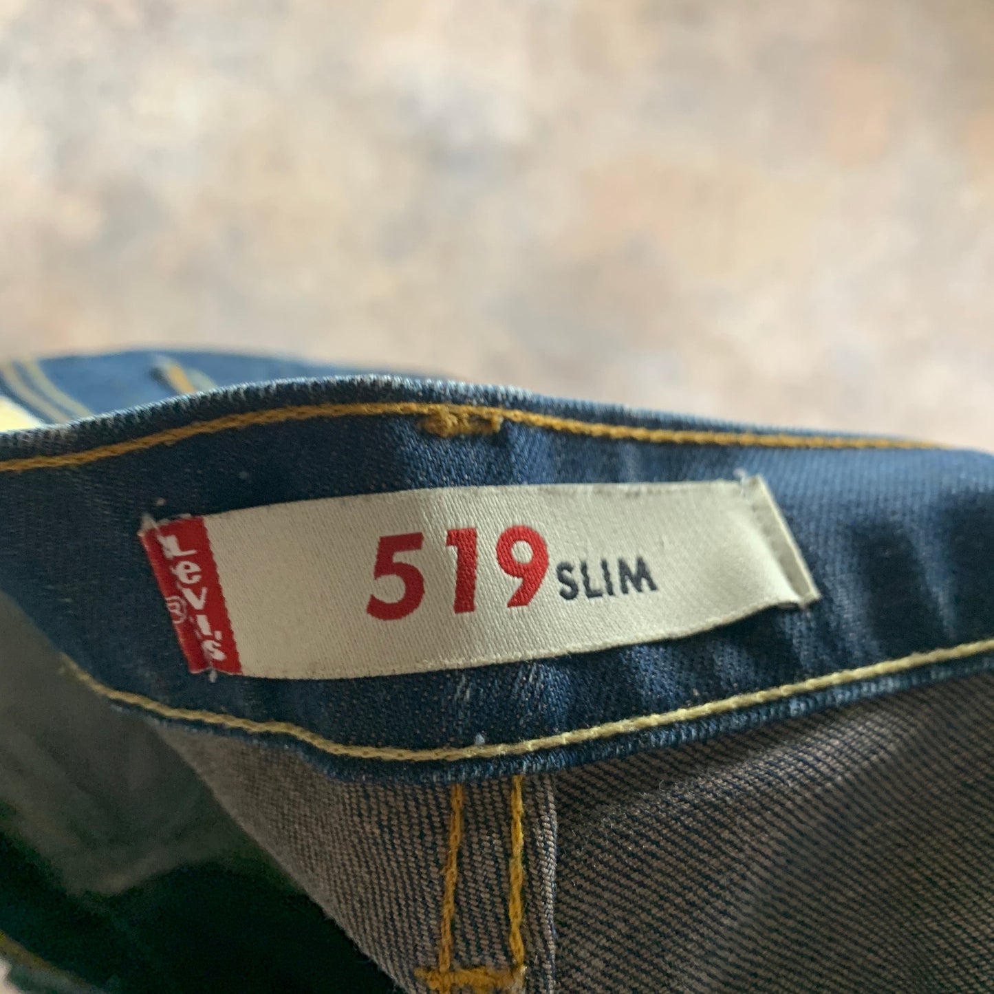 Vintage LEVI'S 519 Jeans W34 L32 Mens Slim Fit Blue