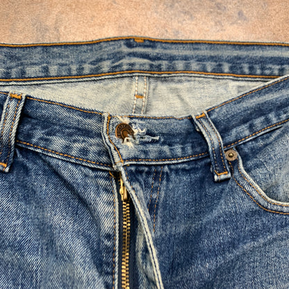 Vintage LEVI'S 752 Jeans W38 L30 Mens Relaxed Fit Straight Blue