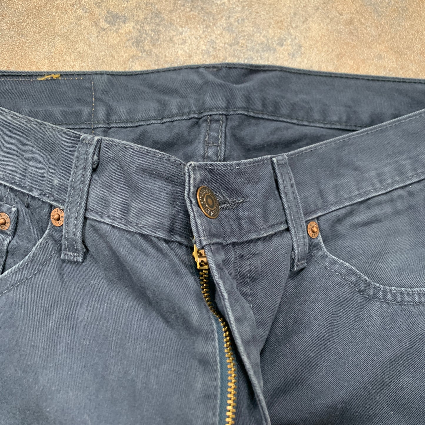 Vintage LEVI'S 581 Jeans W32 L32 Mens Regular Fit Straight Blue