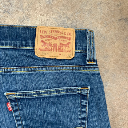 Vintage LEVI'S 506 Jeans W36 L30 Mens Regular Fit Straight Blue