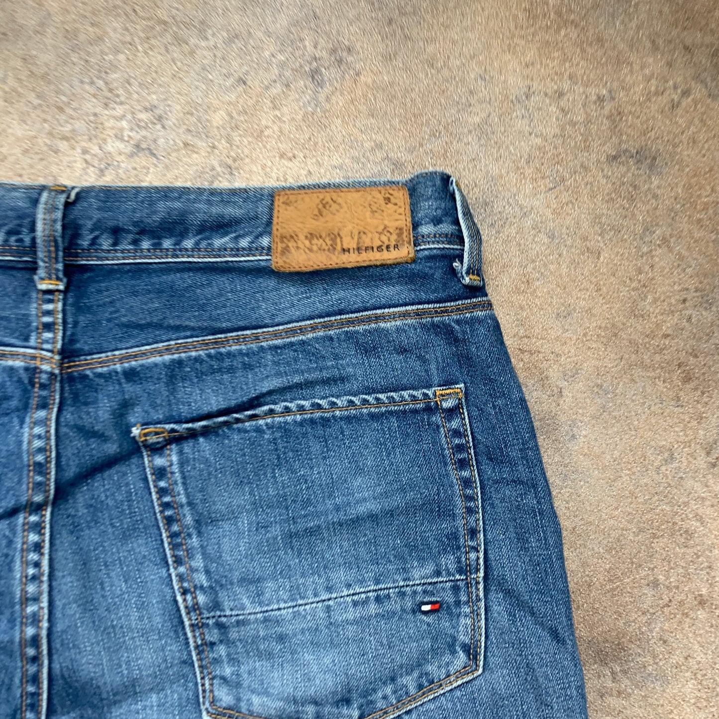 Tommy Hilfiger Jeans W32 L33 Mens Relaxed Fit Straight Blue