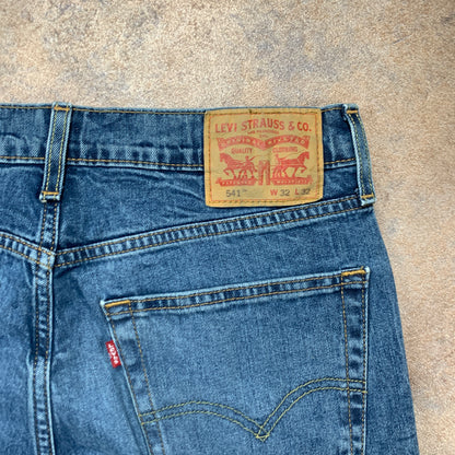 LEVI'S 541 Jeans W32 L31 Mens Slim Fit Tapered Blue