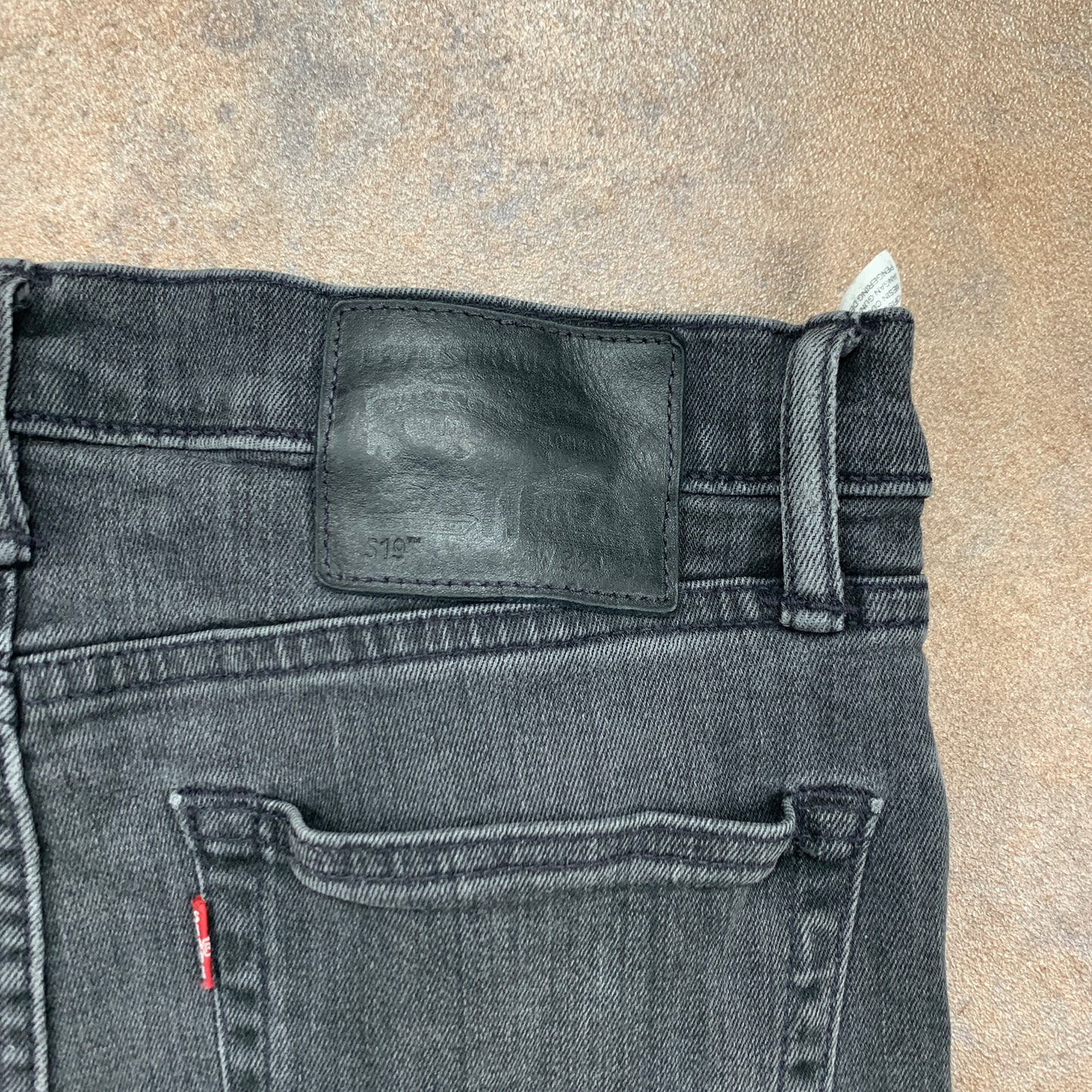 LEVI'S 519 Jeans W32 L26 Mens Skinny Fit Grey