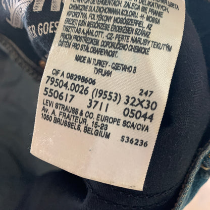 Vintage LEVI'S 504 Jeans W32 L29 Mens Regular Fit Straight Blue