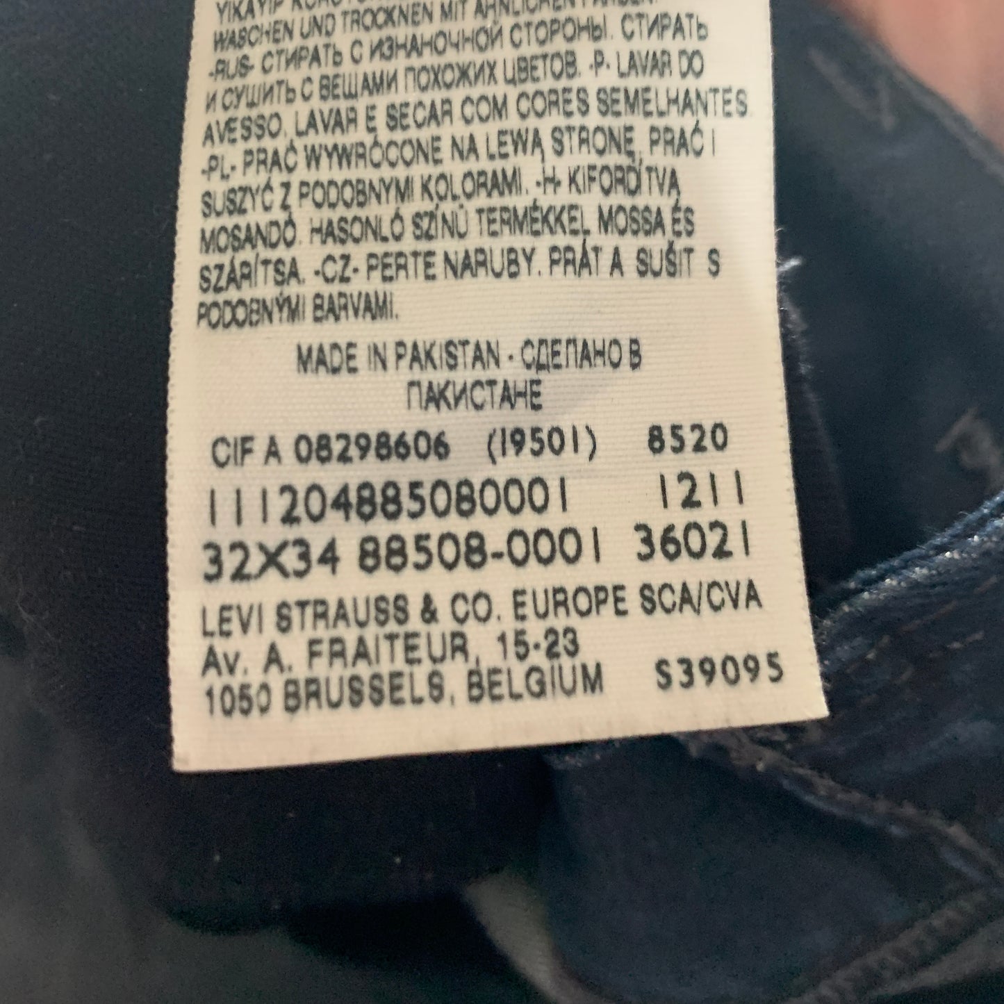 LEVI'S 508 Jeans W32 L34 Mens Slim Fit Straight Blue