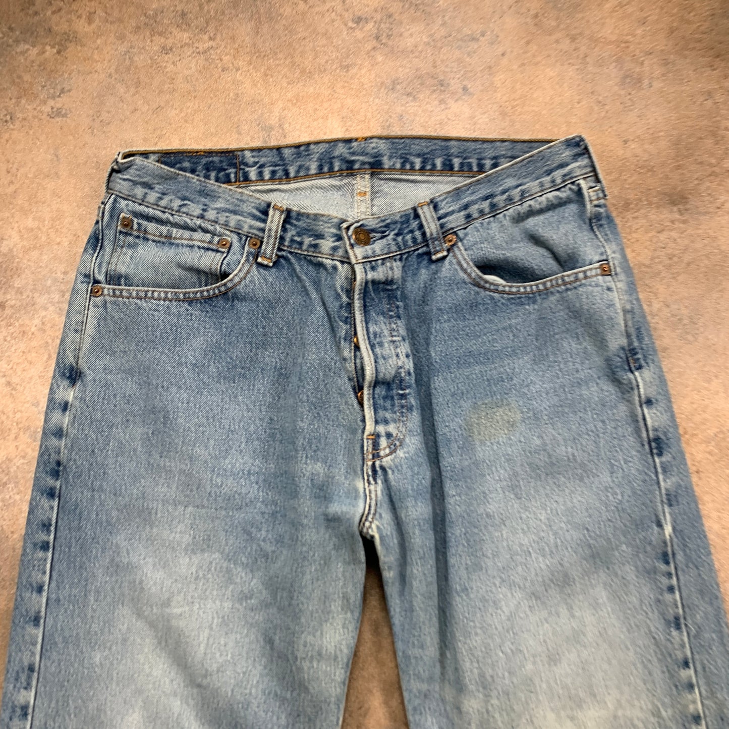 Vintage LEVI'S 582 Jeans W34 L30 Mens Relaxed Fit Straight Blue