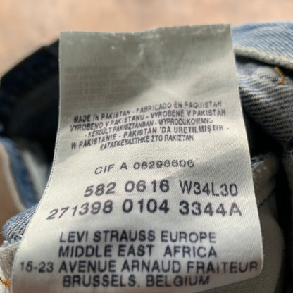 Vintage LEVI'S 582 Jeans W34 L30 Mens Relaxed Fit Straight Blue