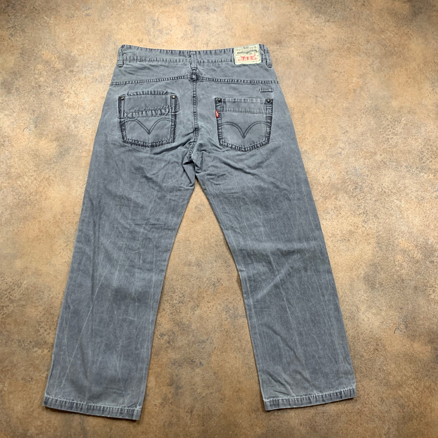 Vintage LEVI'S Jeans W33 L34 Mens Relaxed Fit Straight Blue
