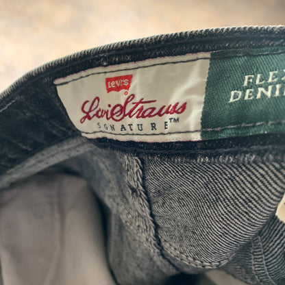 Vintage LEVI'S Signature Jeans W32 L32 Mens Regular Fit Straight Grey