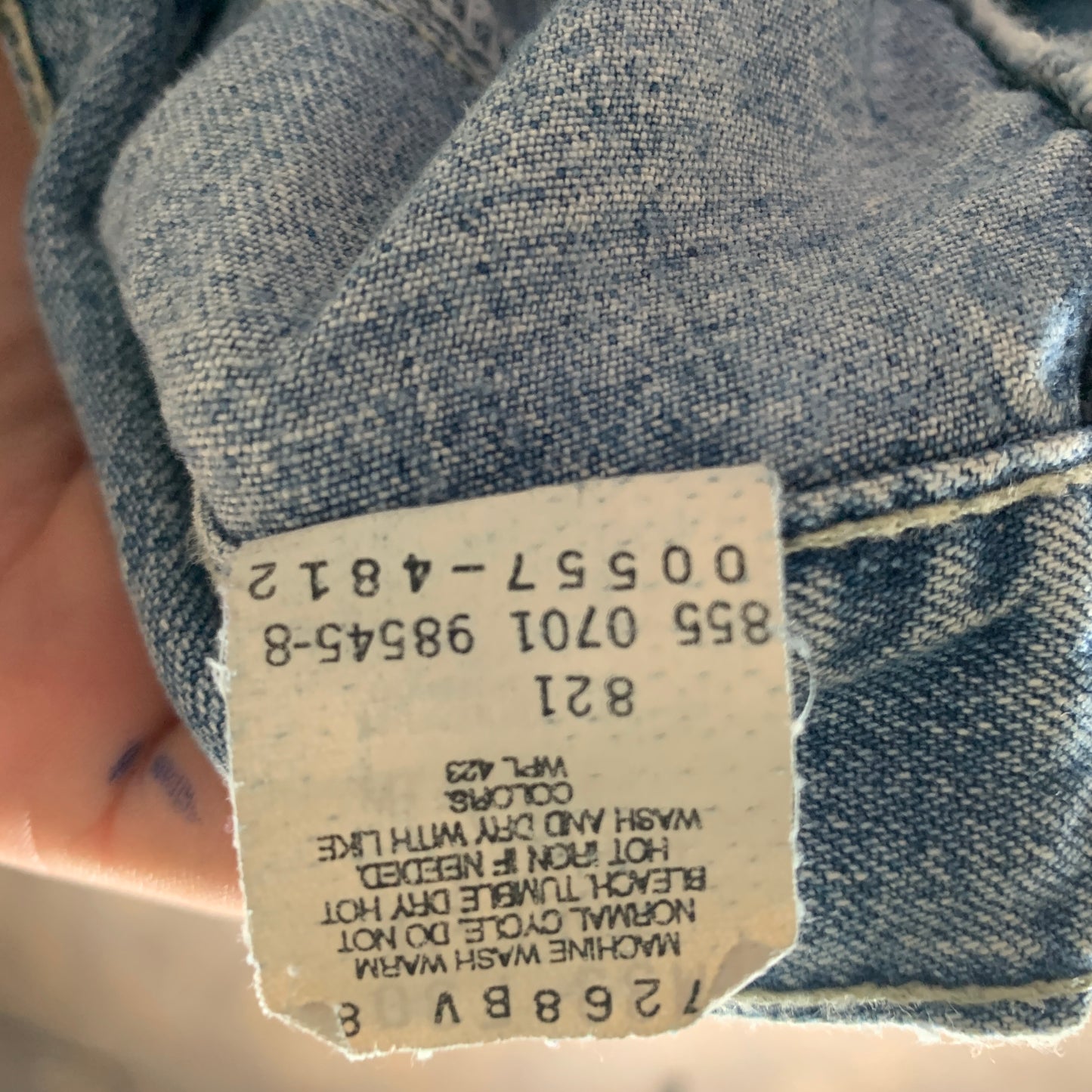 Vintage LEVI'S 557 Jeans W33 L30 Mens Relaxed Fit Straight Blue 90s