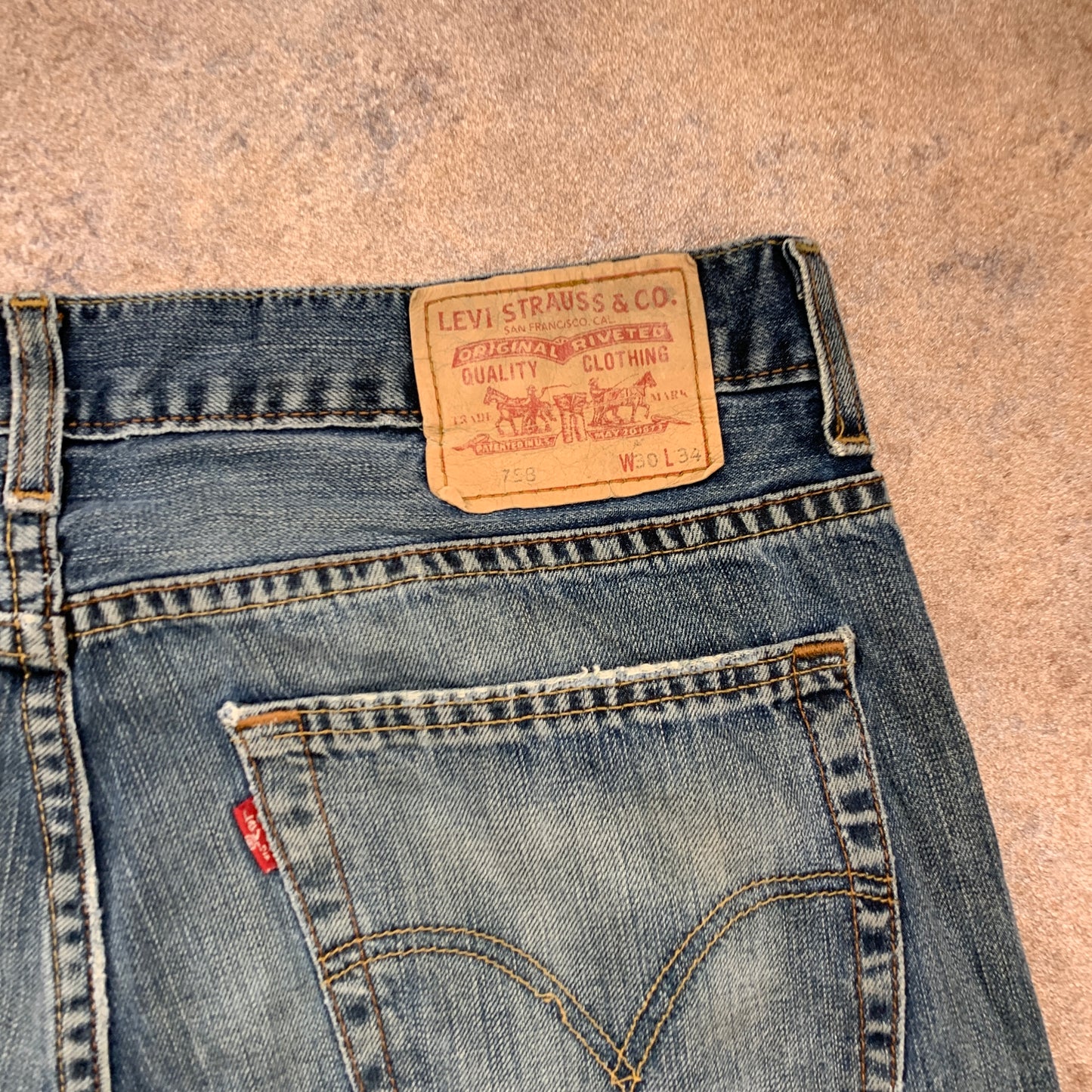 Vintage LEVI'S 758 Jeans W30 L34 Mens Relaxed Fit Straight Blue 90s
